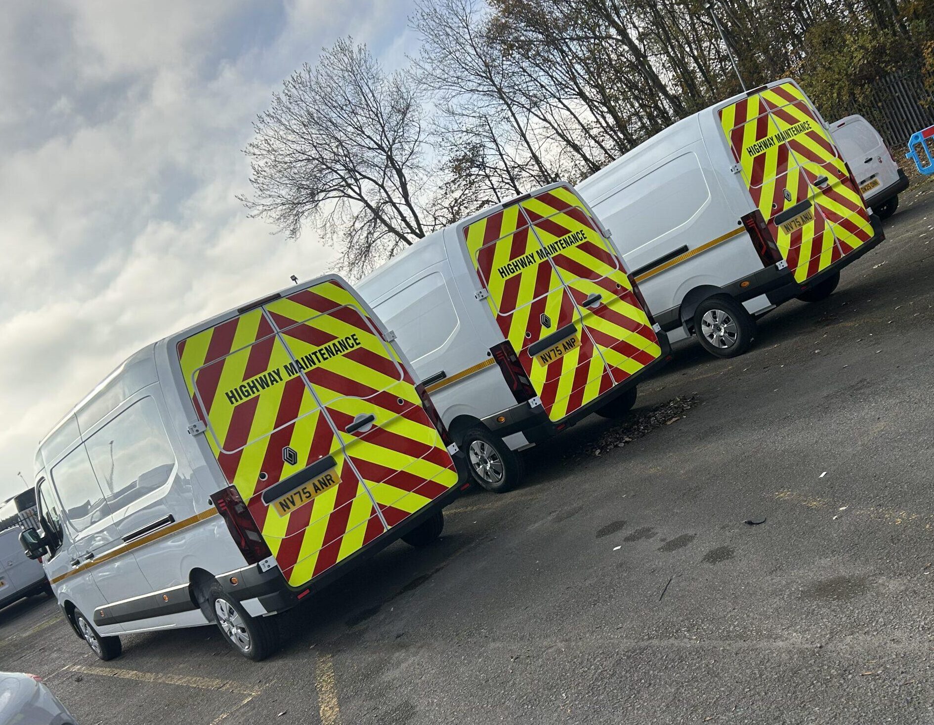 Chapter 8 Kits Homepage 3 vehicles with chevrons on the back
